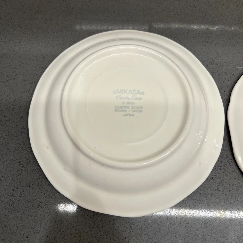 2 Mikasa Plate Country Estate Stoneware Saucer Round Brown Green Border